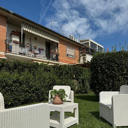 Hotel Lucy'S House, Elegante Alloggio Rustico Con Tutti I Comfort Moderni A Pisa Exterior foto